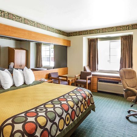Super 8 By Wyndham Pride Midvale/Midvalley/Salt Lake City Екстер'єр фото